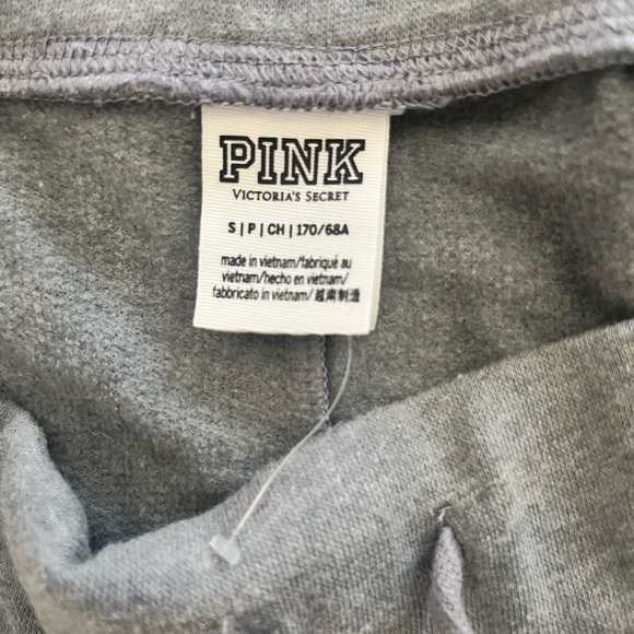 Victoria Secret Pink hoodie and matching shorts set - Picture 4 of 5